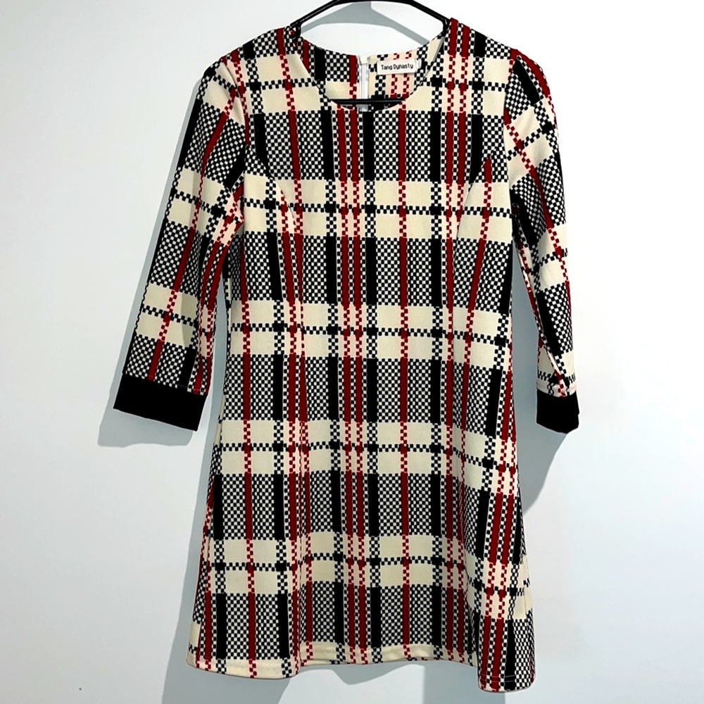 Tang Dynasty maroon black cream plaid dress. Size medium.